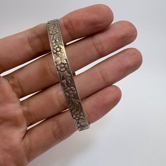 VTG Solid Sterling Silver 925 Flower Design Bangle Bracelet Size 7.5" Fit - Picture 5 of 9